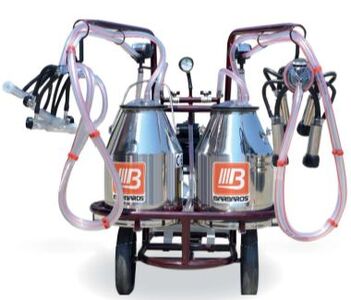 UNIVERSAL MODEL ELECTRICAL TRIPLE (SINGLE)COW & (DOUBLE)GOAT OR SHEEP MILKING DOUBLE 30 LT SS BUCKET DRY PUMP