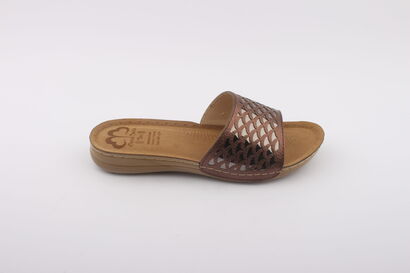 PU CEMENTED SLIPPER