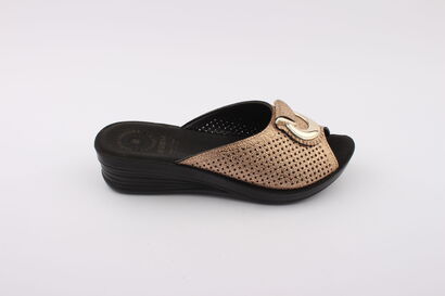 PU INJECTION SLIPPER